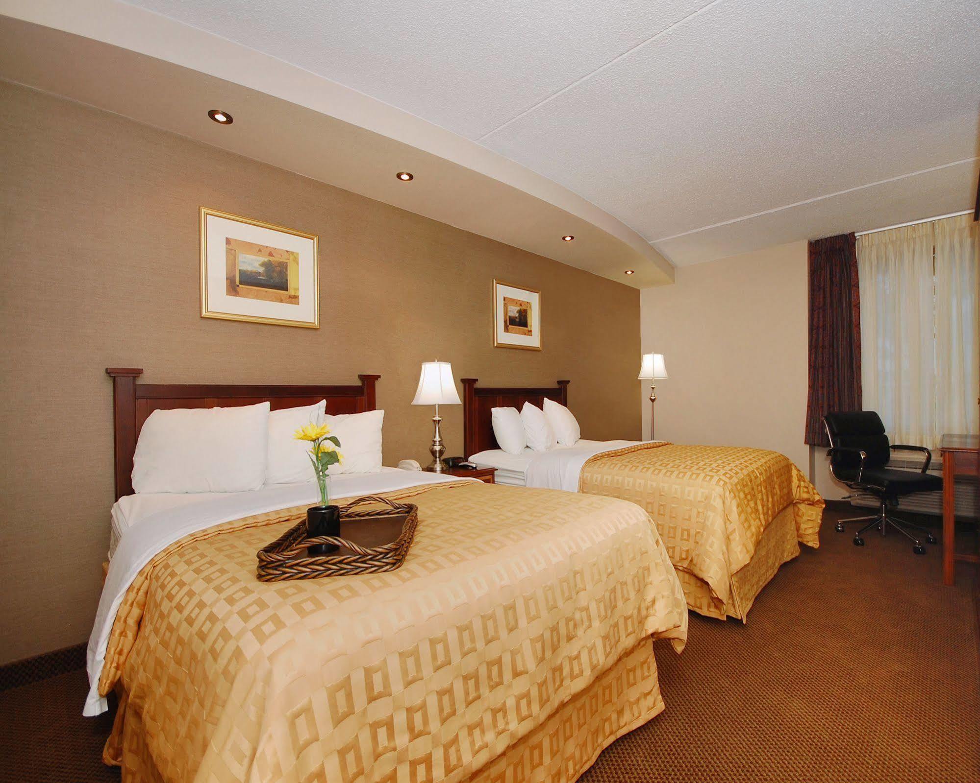 Plaza Inn&Suites Hagerstown Habitación foto